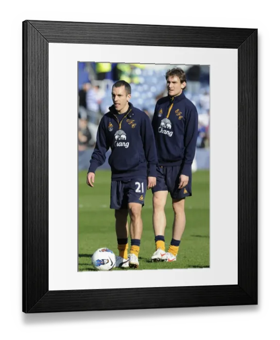 Framed Print : Everton FC: Osman and Jelavic Gear Up for Queens Park Rangers Clash in Premier League