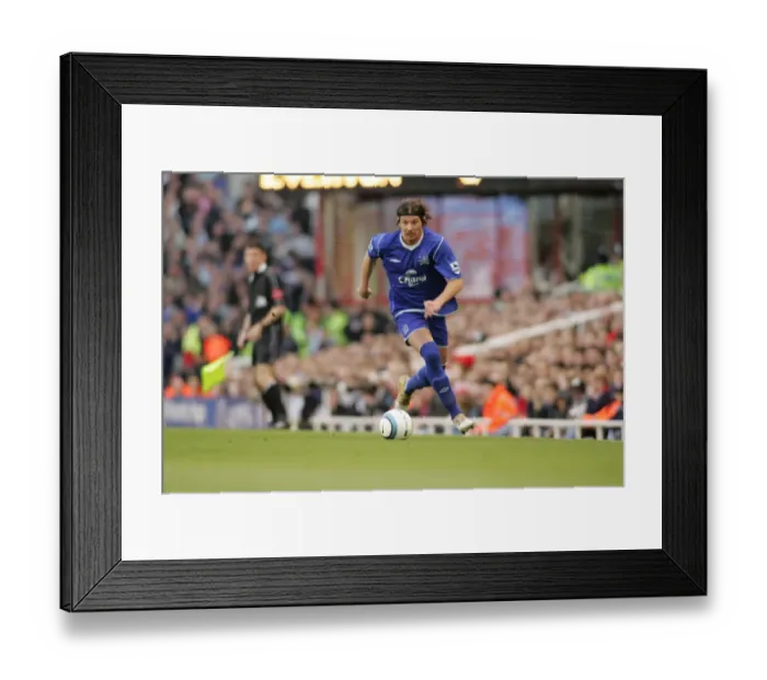Framed Print : Alessandro Pistone: A Former Everton Football Club Star Framed Print : Alessandro Pistone: A Former Everton Football Club Star