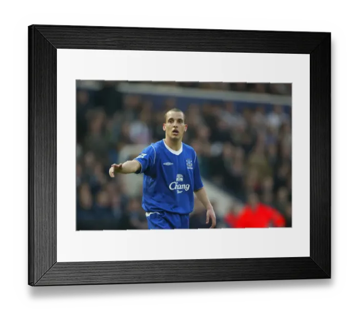 Framed Print : Fulham 2 Everton 0 30-04-05 Framed Print : Fulham 2 Everton 0 30-04-05