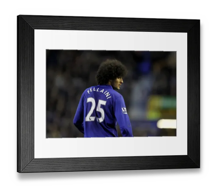 Framed Print : Marouane Fellaini in Action: Everton vs. Tottenham Hotspur, Barclays Premier League, Goodison Park (10 March 2012) Framed Print : Marouane Fellaini in Action: Everton vs. Tottenham Hotspur, Barclays Premier League, Goodison Park (10 March 2012)