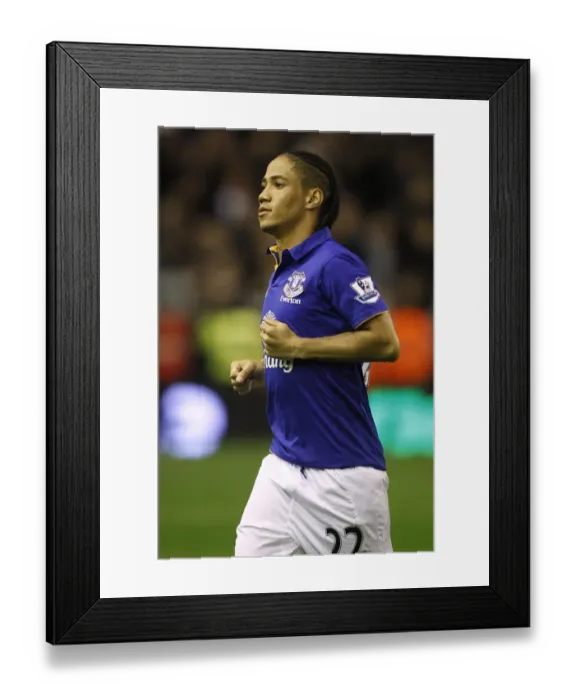 Framed Print : Steven Pienaar in Action: Everton vs. Liverpool, Barclays Premier League (13 March 2012, Anfield) Framed Print : Steven Pienaar in Action: Everton vs. Liverpool, Barclays Premier League (13 March 2012, Anfield)