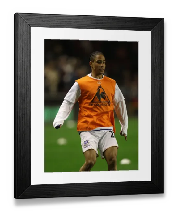 Framed Print : Steven Pienaar in Action: Everton vs. Liverpool, Barclays Premier League (March 13, 2012, Anfield) Framed Print : Steven Pienaar in Action: Everton vs. Liverpool, Barclays Premier League (March 13, 2012, Anfield)