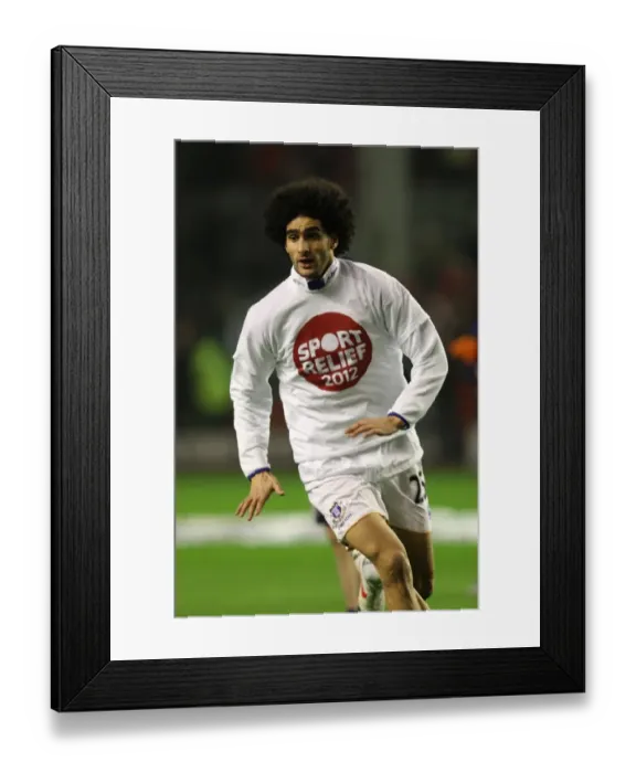 Framed Print : Marouane Fellaini at Anfield: Everton vs Liverpool, Barclays Premier League (13 March 2012) Framed Print : Marouane Fellaini at Anfield: Everton vs Liverpool, Barclays Premier League (13 March 2012)