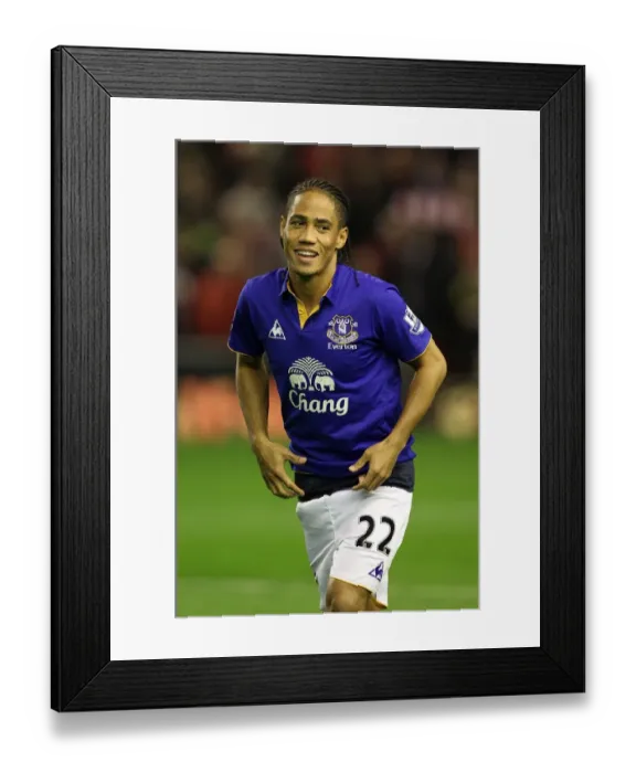 Framed Print : Everton's Steven Pienaar in the Heat of the Merseyside Derby: Everton vs. Liverpool (13 March 2012), Anfield Framed Print : Everton's Steven Pienaar in the Heat of the Merseyside Derby: Everton vs. Liverpool (13 March 2012), Anfield