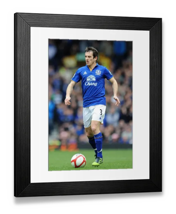 Framed Print : Leighton Baines in FA Cup Sixth Round Action: Everton vs. Sunderland (17 March 2012) Framed Print : Leighton Baines in FA Cup Sixth Round Action: Everton vs. Sunderland (17 March 2012)