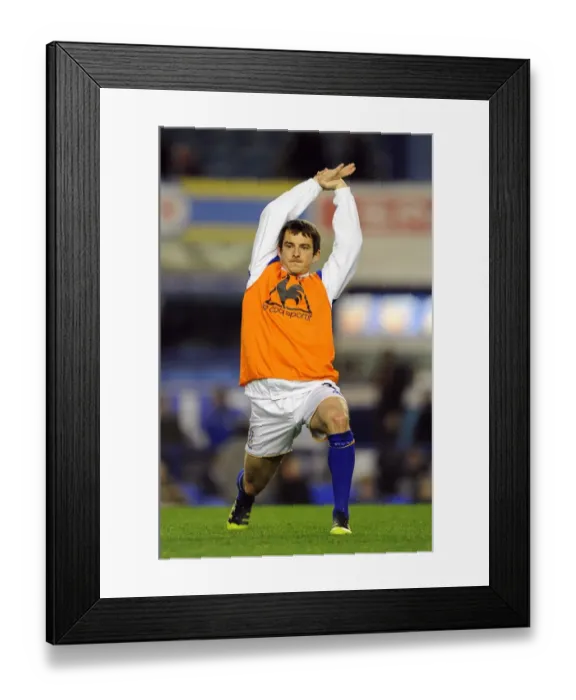 Framed Print : Everton vs Arsenal: Barclays Premier League Battle at Goodison Park - Leighton Baines in Action Framed Print : Everton vs Arsenal: Barclays Premier League Battle at Goodison Park - Leighton Baines in Action