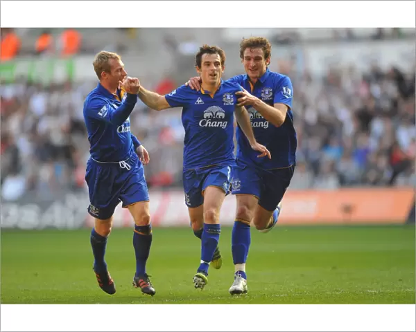 Leighton Baines Scores First Goal: Everton's Triumph at Swansea City (BPL 2012)