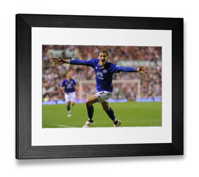 Framed Print : Everton's Fortunate FA Cup Victory: Jelavic's Celebration of Sunderland's Own Goal Framed Print : Everton's Fortunate FA Cup Victory: Jelavic's Celebration of Sunderland's Own Goal