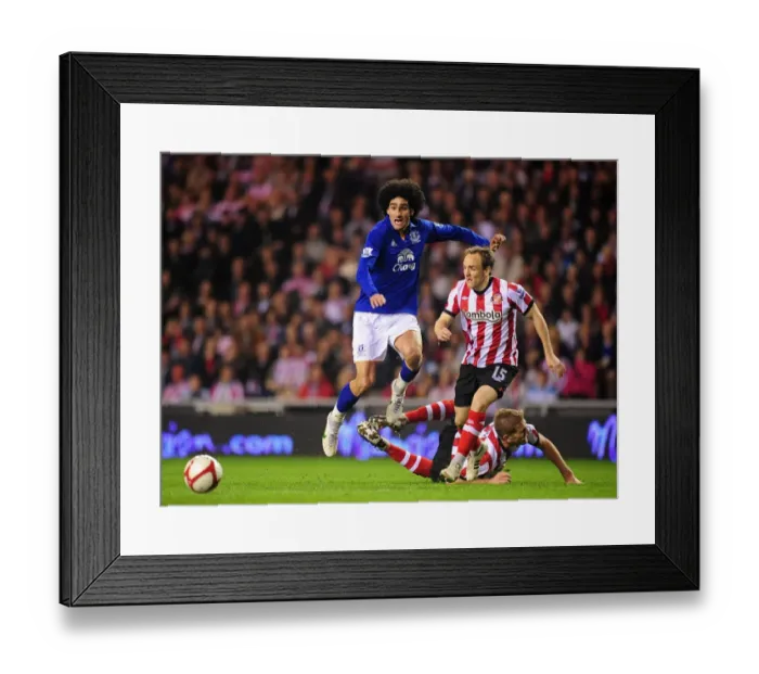 Framed Print : FA Cup Sixth Round Replay: Intense Clash Between Marouane Fellaini of Everton and Sunderland's David Vaughan and Michael Turner Framed Print : FA Cup Sixth Round Replay: Intense Clash Between Marouane Fellaini of Everton and Sunderland's David Vaughan and Michael Turner