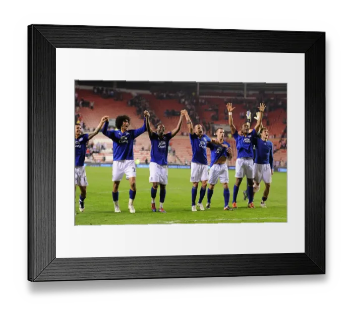 Framed Print : Everton's FA Cup Triumph: Unforgettable Celebration at Sunderland's Stadium of Light (March 2012)