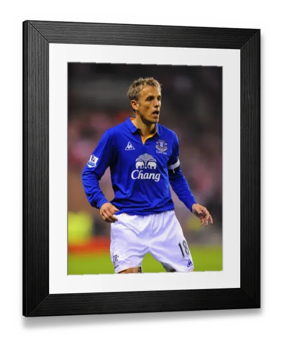 Framed Print : Phil Neville's Battle: Everton vs. Sunderland in FA Cup Sixth Round Replay at Stadium of Light (27 March 2012) Framed Print : Phil Neville's Battle: Everton vs. Sunderland in FA Cup Sixth Round Replay at Stadium of Light (27 March 2012)