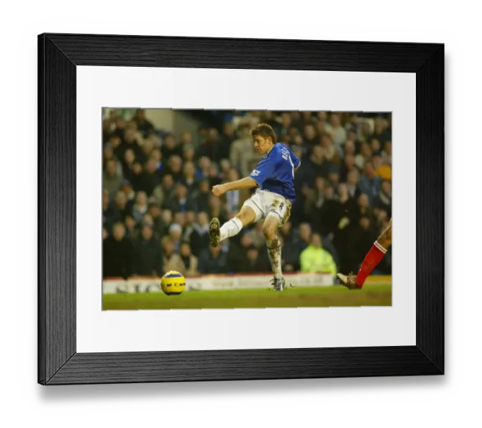 Framed Print : A Look Back: Everton 0-1 Charlton (04-05) - Unforgettable Moments from Past Seasons
