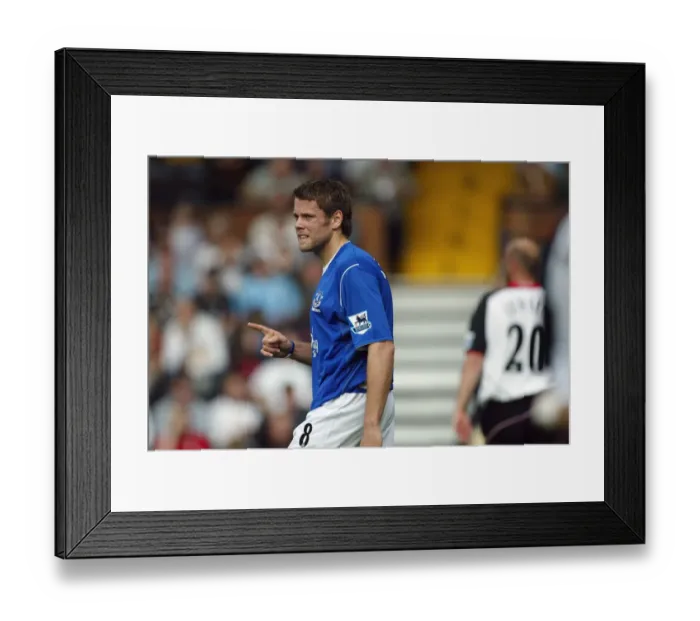 Framed Print : James Beattie: Everton's Determined Striker Framed Print : James Beattie: Everton's Determined Striker
