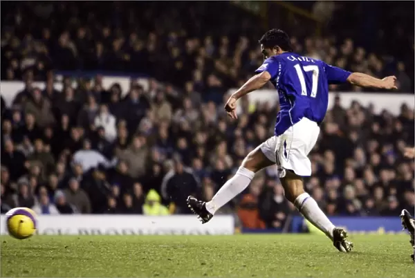Tim Cahill Scores Everton's Fourth Goal: Everton 4-0 Sunderland, Barclays Premier League, Goodison Park, 24 / 11 / 07