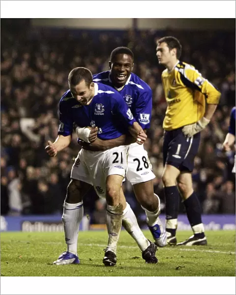 Leon Osman's Seventh Goal: Everton's Victory Against Sunderland in Barclays Premier League (24 / 11 / 07)