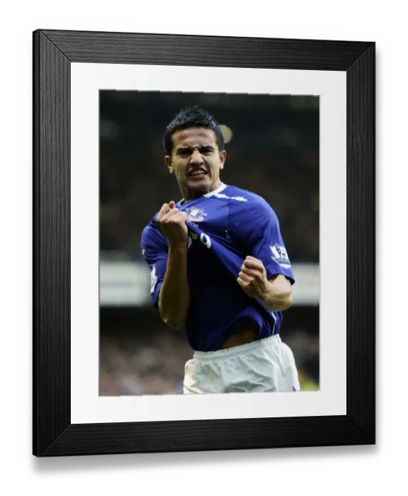 Framed Print : Tim Cahill's Double: Everton's Triumph Over Sunderland in the Barclays Premier League (November 24, 2007) Framed Print : Tim Cahill's Double: Everton's Triumph Over Sunderland in the Barclays Premier League (November 24, 2007)