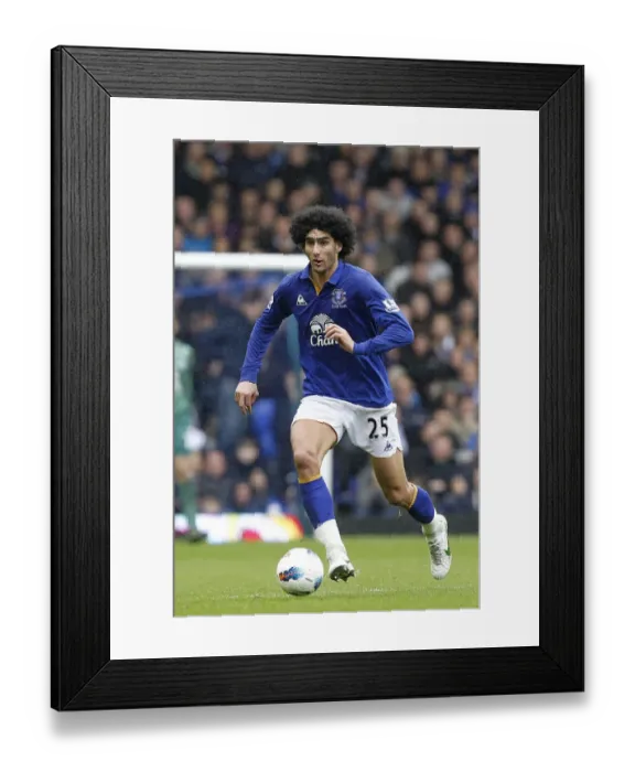 Framed Print : Marouane Fellaini in Action: Everton vs Sunderland, Barclays Premier League, Goodison Park (09.04.2012) Framed Print : Marouane Fellaini in Action: Everton vs Sunderland, Barclays Premier League, Goodison Park (09.04.2012)