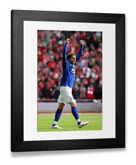 Framed Print : Jelavic's Thrilling Opener: Everton vs. Liverpool FA Cup Semi-Final at Wembley Stadium (April 14, 2012) Framed Print : Jelavic's Thrilling Opener: Everton vs. Liverpool FA Cup Semi-Final at Wembley Stadium (April 14, 2012)