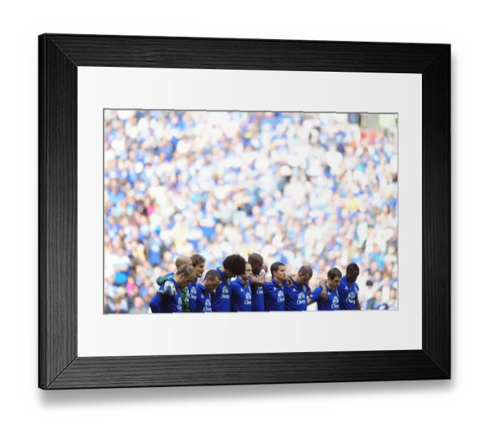 Framed Print : Everton Football Club Pays Tribute: A Minute's Silence for Hillsborough Victims (FA Cup Semi-Final vs. Liverpool, 2012) Framed Print : Everton Football Club Pays Tribute: A Minute's Silence for Hillsborough Victims (FA Cup Semi-Final vs. Liverpool, 2012)