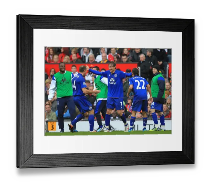 Framed Print : Everton's Jelavic Scores Stunning Opener: Manchester United v Everton (April 2012) Framed Print : Everton's Jelavic Scores Stunning Opener: Manchester United v Everton (April 2012)