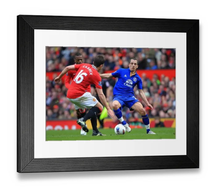 Framed Print : Intense Battle for Ball Possession: Carrick vs. Osman - Manchester United vs. Everton (April 2012, Old Trafford) Framed Print : Intense Battle for Ball Possession: Carrick vs. Osman - Manchester United vs. Everton (April 2012, Old Trafford)