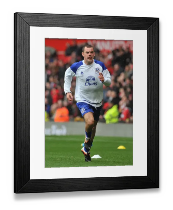 Framed Print : Everton's Darron Gibson: Focused and Ready at Old Trafford - Pre-Game Ritual vs Manchester United (April 2012, Premier League) Framed Print : Everton's Darron Gibson: Focused and Ready at Old Trafford - Pre-Game Ritual vs Manchester United (April 2012, Premier League)
