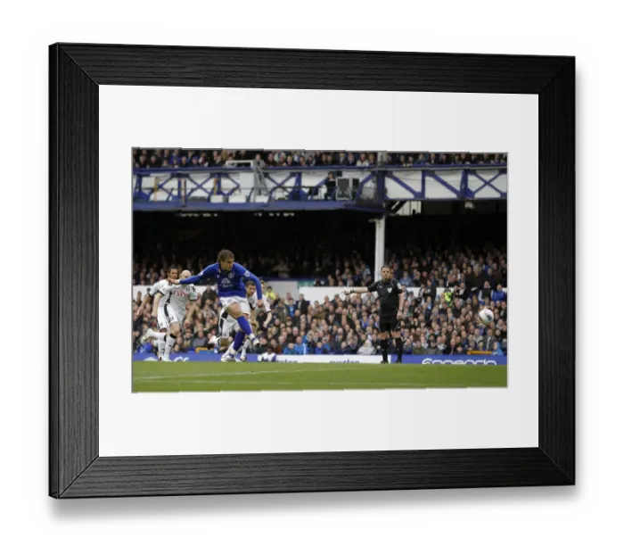 Framed Print : Jelavic's Thrilling Penalty: Everton's Energetic Start Against Fulham (28 April 2012, Goodison Park)