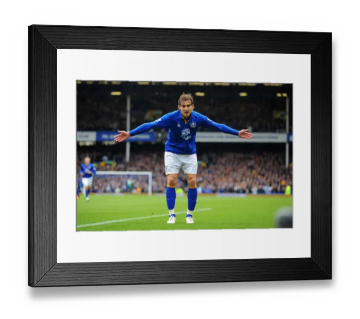 Framed Print : Everton's Nikica Jelavic Scores Double: Everton 2-0 Fulham (Barclays Premier League, Goodison Park, 28 April 2012) Framed Print : Everton's Nikica Jelavic Scores Double: Everton 2-0 Fulham (Barclays Premier League, Goodison Park, 28 April 2012)