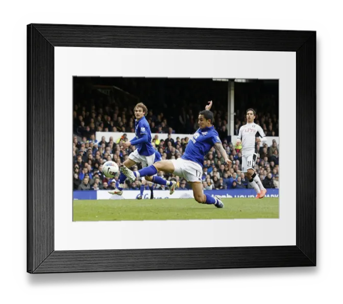 Framed Print : Tim Cahill's Game-winning Goal: Everton's Victory over Fulham (28 April 2012, Goodison Park) Framed Print : Tim Cahill's Game-winning Goal: Everton's Victory over Fulham (28 April 2012, Goodison Park)