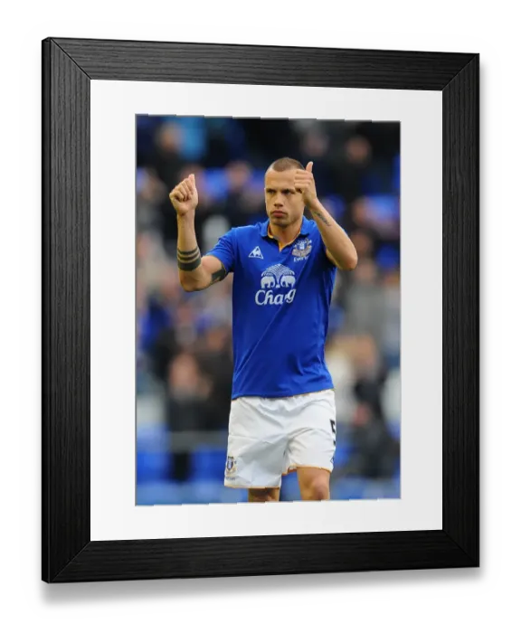 Framed Print : Barclays Premier League - Everton v Fulham - Goodison Park