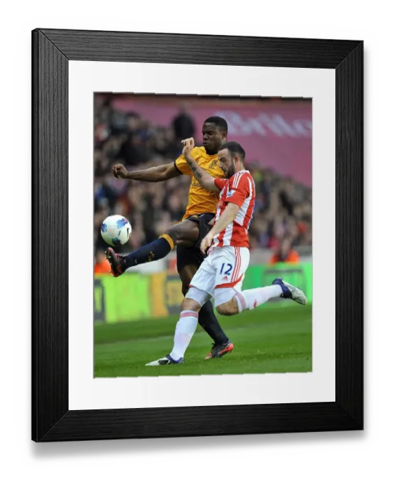 Framed Print : Battle for the Ball: Anichebe vs. Wilson - Everton vs. Stoke City Rivalry (01 May 2012) Framed Print : Battle for the Ball: Anichebe vs. Wilson - Everton vs. Stoke City Rivalry (01 May 2012)