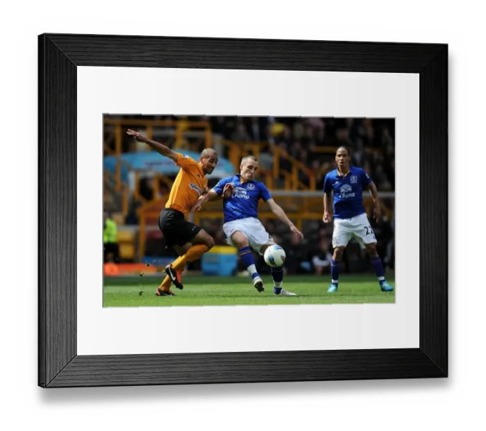 Framed Print : Osman vs. Henry: Everton vs. Wolverhampton Wanderers Clash at Molineux (06 May 2012) - Premier League Showdown Framed Print : Osman vs. Henry: Everton vs. Wolverhampton Wanderers Clash at Molineux (06 May 2012) - Premier League Showdown