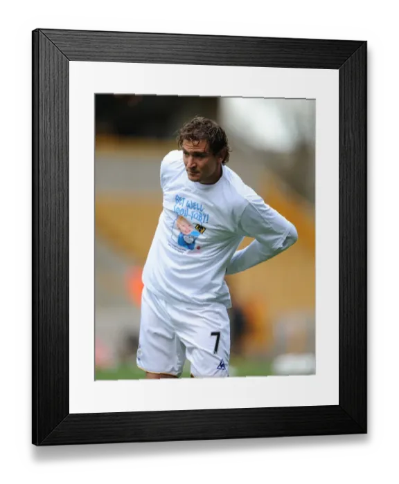 Framed Print : Jelavic's Game-Winning Goal: Everton's Triumph at Molineux (BPL: Wolverhampton Wanderers vs Everton, May 2012) Framed Print : Jelavic's Game-Winning Goal: Everton's Triumph at Molineux (BPL: Wolverhampton Wanderers vs Everton, May 2012)