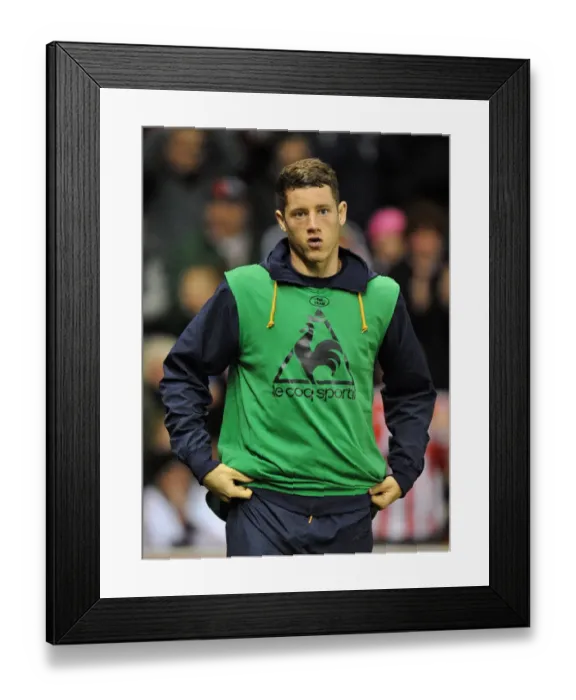 Framed Print : Ross Barkley in Action: Everton vs Stoke City, Premier League Showdown (01 May 2012)