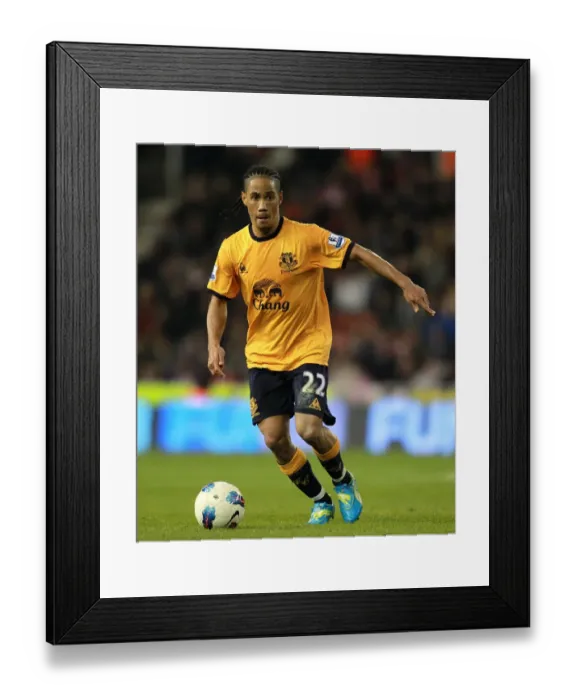 Framed Print : Determined Steven Pienaar Leads Everton to Victory Against Stoke City (01 May 2012, Britannia Stadium) Framed Print : Determined Steven Pienaar Leads Everton to Victory Against Stoke City (01 May 2012, Britannia Stadium)