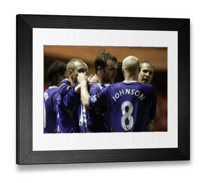 Framed Print : Middlesbrough v Everton Barclays Premier League Framed Print : Middlesbrough v Everton Barclays Premier League
