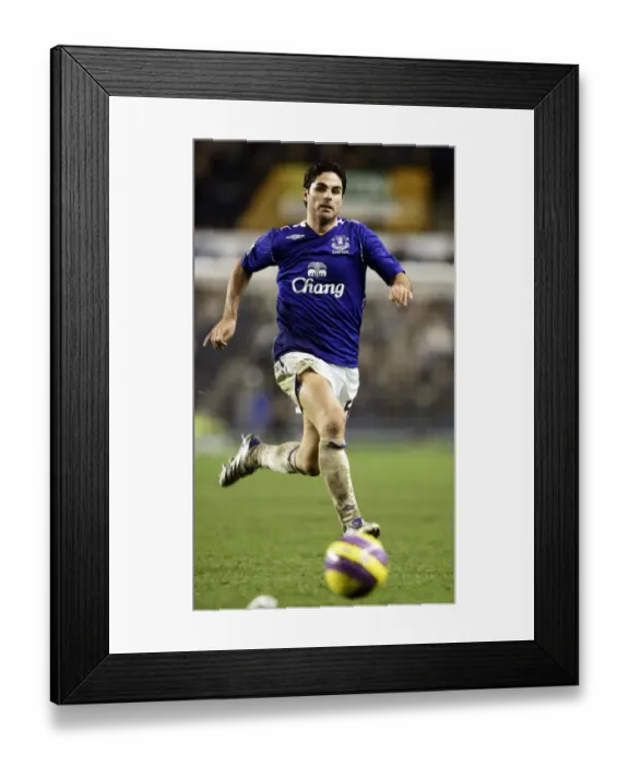 Framed Print : Mikel Arteta in Action: Everton vs. Fulham, Barclays Premier League, Goodison Park, 2007 Framed Print : Mikel Arteta in Action: Everton vs. Fulham, Barclays Premier League, Goodison Park, 2007