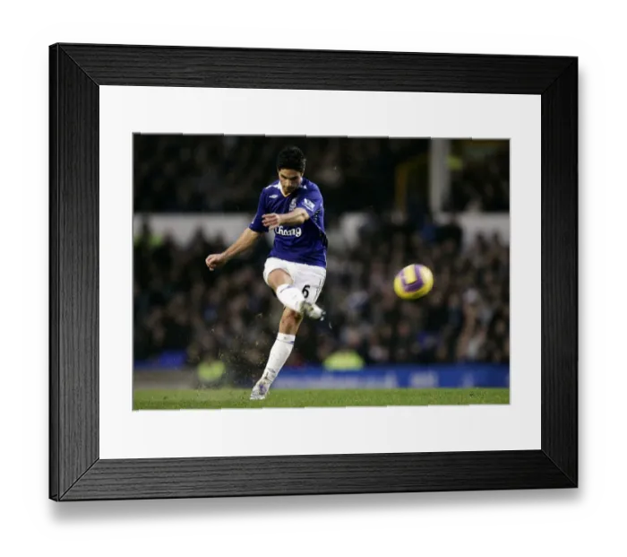 Framed Print : Football - Stock - 07 / 08 - 8 / 12 / 07 Mikel Arteta - Everton Mandatory Credit Framed Print : Football - Stock - 07 / 08 - 8 / 12 / 07 Mikel Arteta - Everton Mandatory Credit