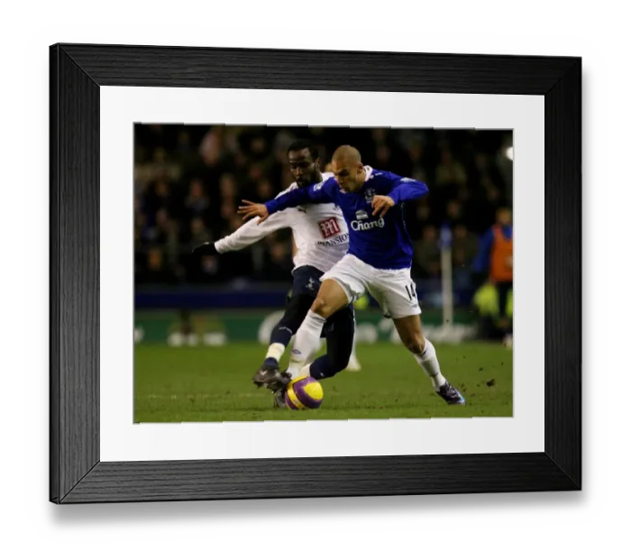Framed Print : Everton vs. Tottenham: A Battle of Wits - Vaughan vs. Chimbonda (07 / 08) Framed Print : Everton vs. Tottenham: A Battle of Wits - Vaughan vs. Chimbonda (07 / 08)