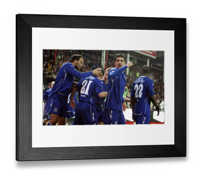 Framed Print : Football - SK Brann Bergen v Everton UEFA Cup Third Round First Leg - Brann Stadium