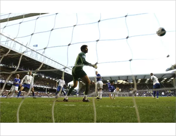 Tim Cahill Scores the Second Goal: Everton's Victory over Portsmouth in the 2007-08 Barclays Premier League at Goodison Park