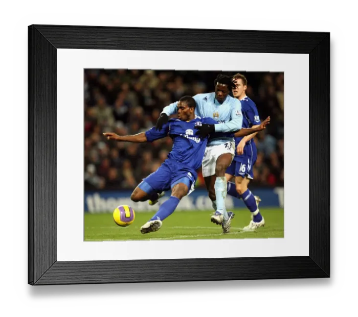 Framed Print : Clash of Titans: Mwaruwari vs. Yobo - Manchester City vs. Everton (Premier League, 25 / 2 / 08) Framed Print : Clash of Titans: Mwaruwari vs. Yobo - Manchester City vs. Everton (Premier League, 25 / 2 / 08)
