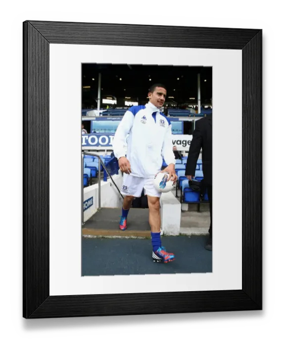 Framed Print : Everton's Tim Cahill: Focused and Ready – Pre-Match Ritual Before Newcastle United Clash (Barclays Premier League, 13 May 2012) Framed Print : Everton's Tim Cahill: Focused and Ready – Pre-Match Ritual Before Newcastle United Clash (Barclays Premier League, 13 May 2012)
