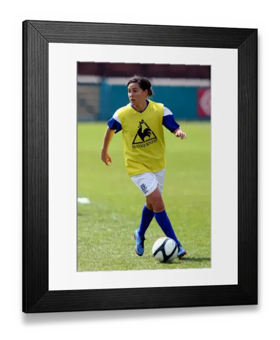Framed Print : Fara Williams in Action: Everton Ladies vs. Lincoln Ladies at Arriva Stadium (FA WSL, 6 May 2012) Framed Print : Fara Williams in Action: Everton Ladies vs. Lincoln Ladies at Arriva Stadium (FA WSL, 6 May 2012)