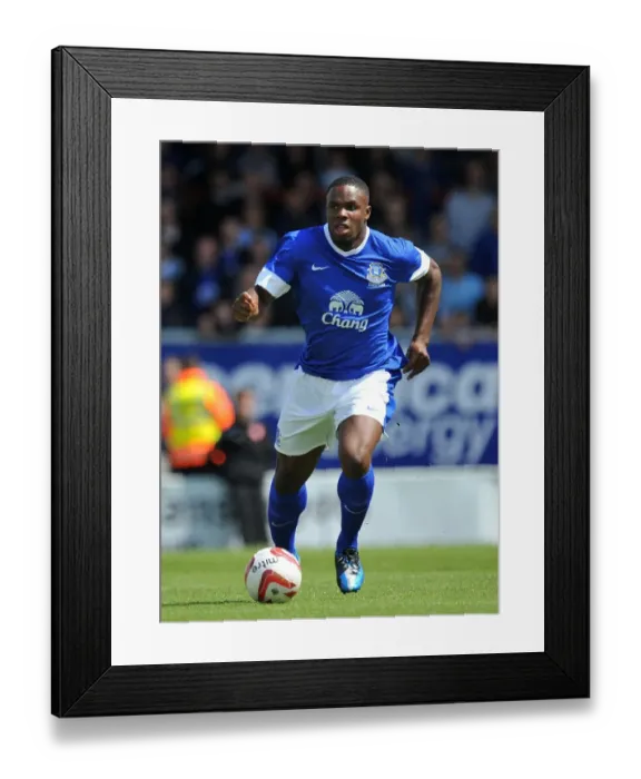 Framed Print : Victor Anichebe in Action: Everton's Pre-Season Thriller at Morecambe's Globe Arena