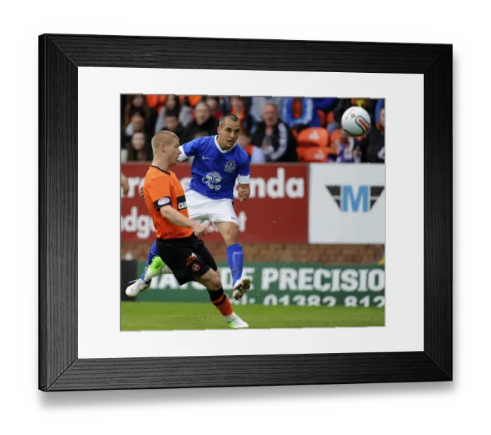 Framed Print : Pre-Season Friendly - Dundee United v Everton - Tannadice Park Framed Print : Pre-Season Friendly - Dundee United v Everton - Tannadice Park