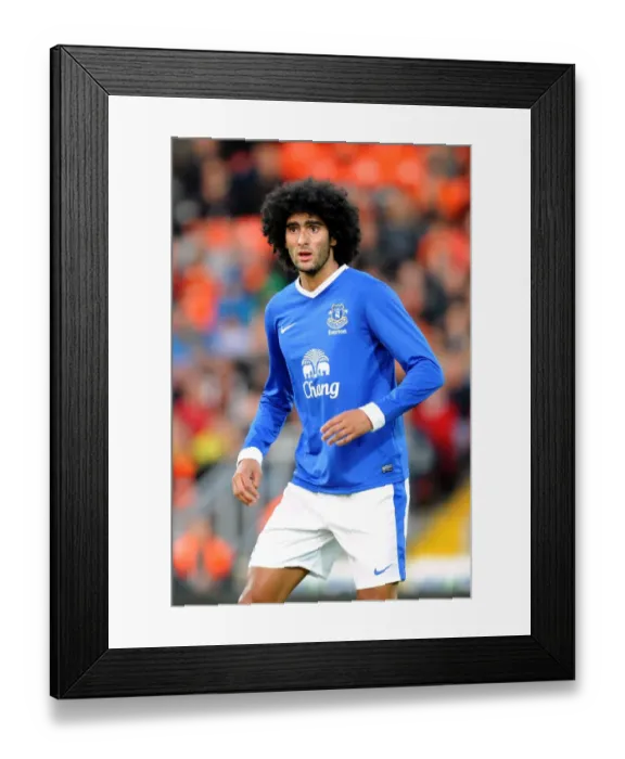 Framed Print : Marouane Fellaini in Action: Everton's Thrilling Pre-Season Encounter at Dundee United's Tannadice Park