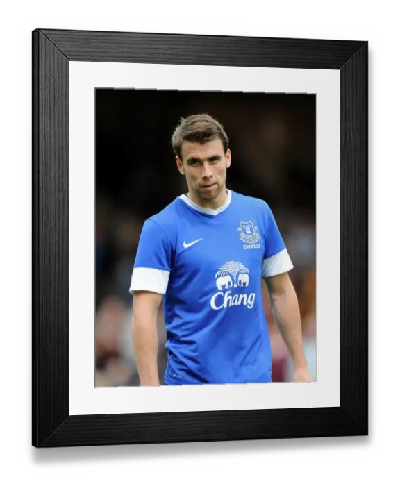 Framed Print : Seamus Coleman in Action: Everton's Pre-Season Victory over Motherwell at Fir Park Stadium Framed Print : Seamus Coleman in Action: Everton's Pre-Season Victory over Motherwell at Fir Park Stadium