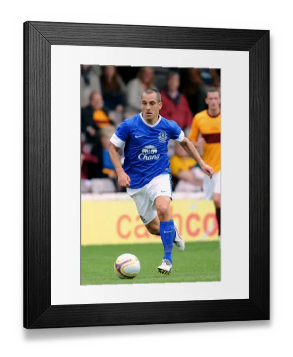 Framed Print : Leon Osman Leads Everton in Pre-Season Friendly against Motherwell at Fir Park Stadium Framed Print : Leon Osman Leads Everton in Pre-Season Friendly against Motherwell at Fir Park Stadium