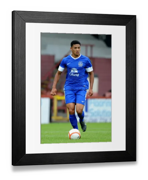 Framed Print : Everton's Tyas Browning in Pre-Season Action Against Partick Thistle at Firhill Stadium Framed Print : Everton's Tyas Browning in Pre-Season Action Against Partick Thistle at Firhill Stadium